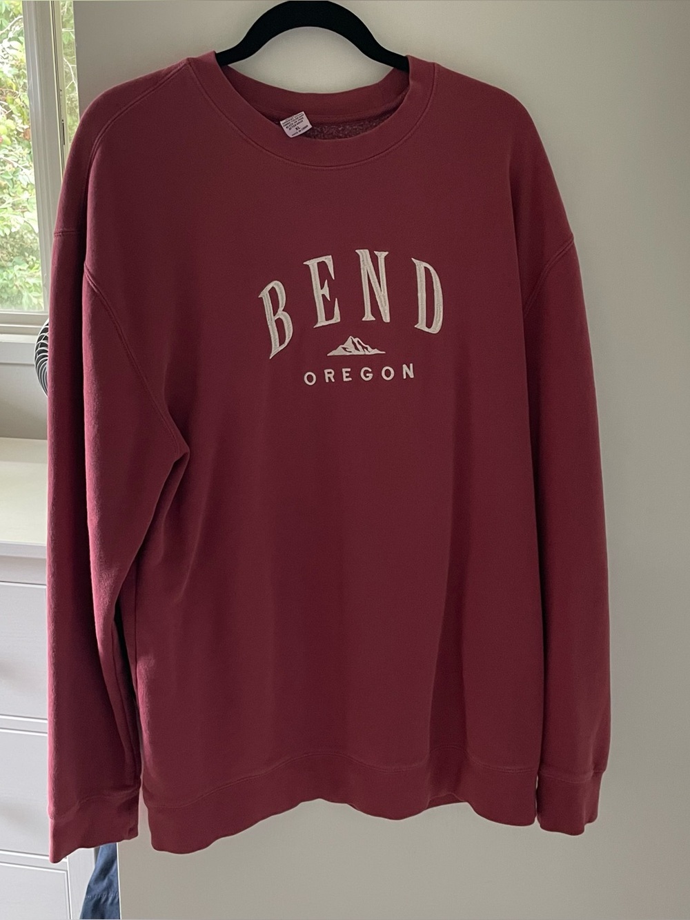 Bend Oregon Crewneck Sweatshirt - Dusty Rose